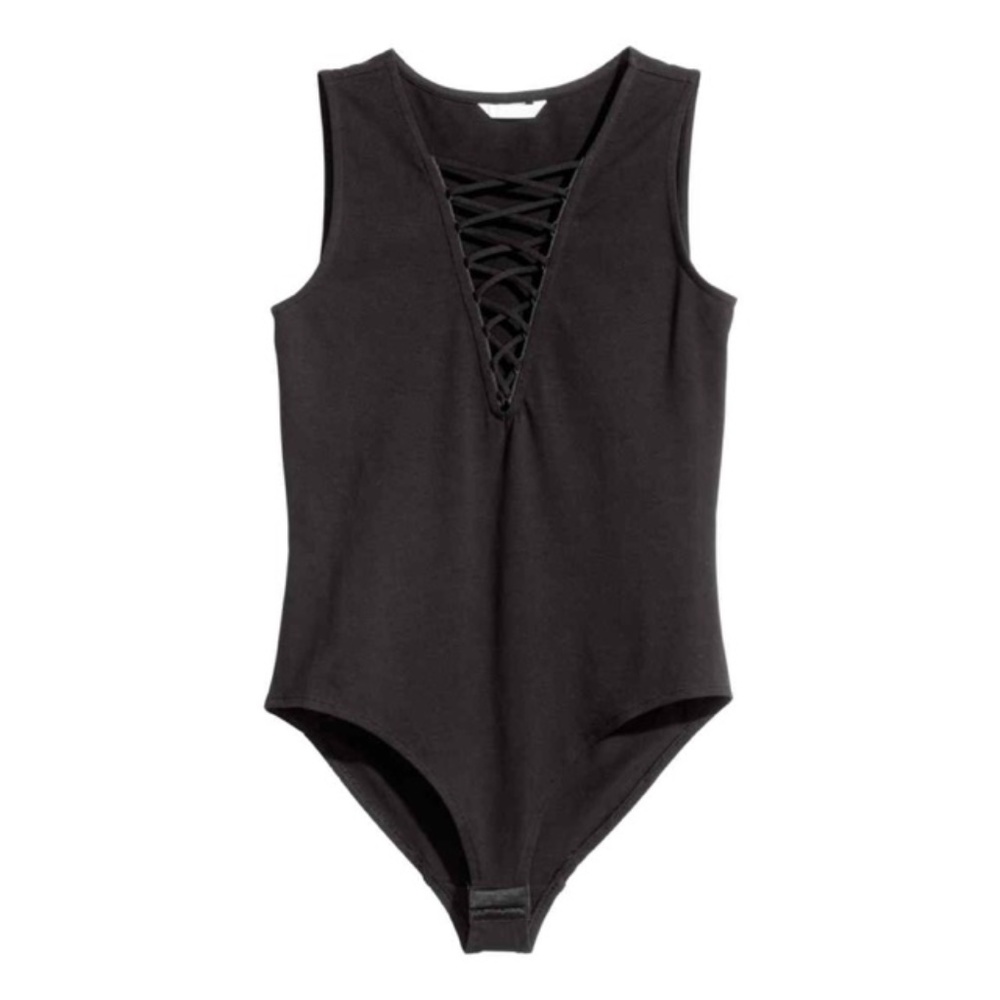 💕2/15💕Lace up Deep V-neck Black Bodysuit